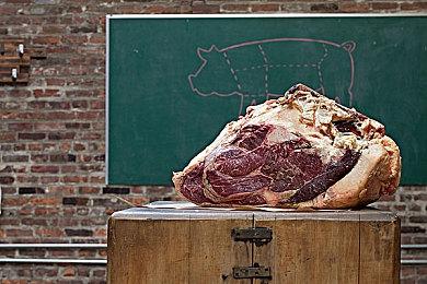 《黑神话：悟空》亢金星君演员晒幕后照 你舍得打她吗？